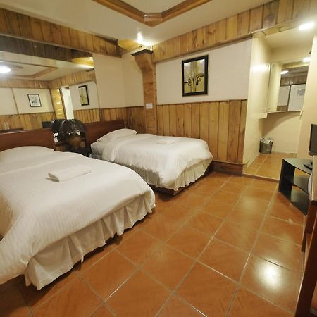 Mountain Lodge And Restaurant Baguio City Exterior photo